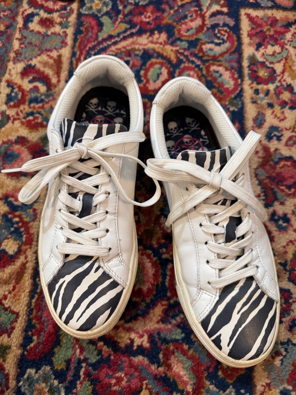 G/FORE White Golf Sneakers with Zebra Pattern.Size7